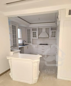 ۱۵۰ متر تاپ لوکیشن نیاوران