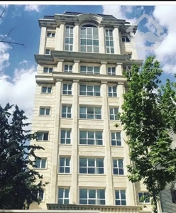 فروش220متر تک واحدی. کلید نخورده. طبقه آخر. نیاوران