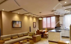 93متر/سالن پرده خور/فول امکانات/خوش نقشه/شهران