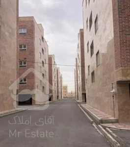 آپارتمان۸۴متری فاز۳ پرند (امام حسن)