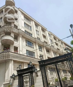 جماران ۱۶۰ متر طبقه دوم ۳ساله