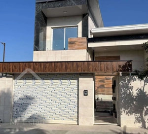 فروش ویلا دوبلکس ۲۰۰متر زمین ۲۲۰ بنا