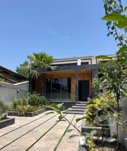 ویلا باغ همکف 220 متری شهرکی سند تک‌برگ