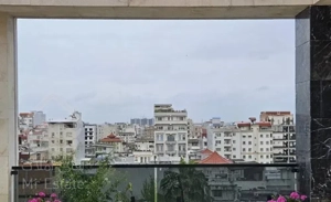 واحد ۳۰۵ متری شیک و نوساز پنت هاوس خ دانش