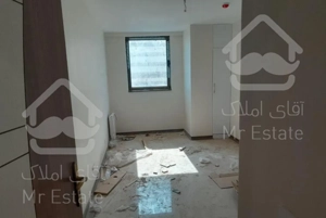 اپارتمان ۱۱۸متر،۲خوابه،شهرک خرازی،منطقه۲۲،دریاچه