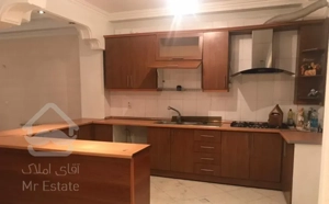 92 متر/ فول امکانات/ خوش نقشه/ همایون شهر جنوبی