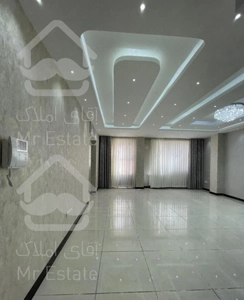 ۲خواب۱۳۰متری+۱۳۰مترحیاط اختصاصی شیک فازیک‌