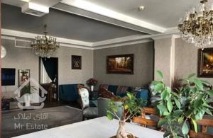 آپارتمان ۱۳۰ متری