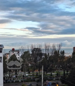 100 متری دید دریا نزدیک ساحل