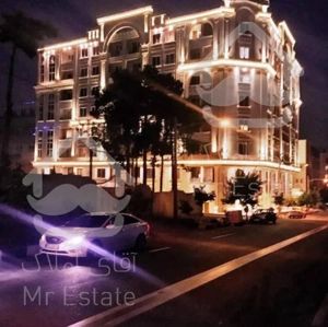 ۵۱ متر برج مجلل بارمان پارک / سالن پرده خور