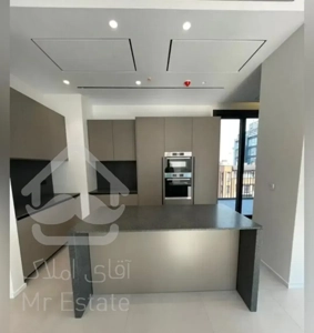 قیطریه 180متر غرق نور / 3 پارکینگ