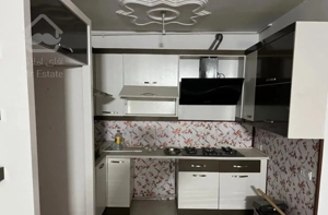 آپارتمان۹۰متری بازسازی شده کوچه دستپاک ۱۷شهریور