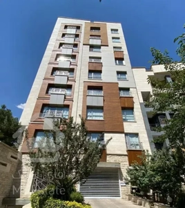 آپارتمان ۱۸۰ متر غرق نور( لابی مجلل )