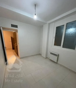 ۵۱ متری/سرمایه گذاری/طبقه ی اول/پیرمرادی