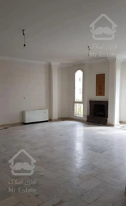 آپارتمان ۱۴۰متری ۳خوابه روبه آفتاب بالکن دار شیک