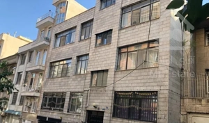 ولنجک کلنگی ۲۰۰متری با دو طبقه بنا سندشخصی