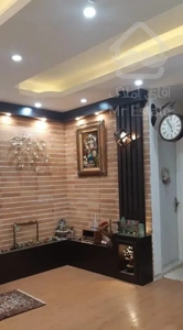 واحد صد و پنج متری جلو روبنما خ شهریور