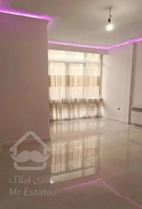 آپارتمان/۱۱۷متری/جنوبی پر نور