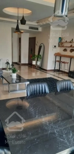 آپارتمان مسکونی تک واحده واقع در آریاشهر