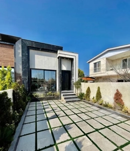 ویلا نوساز کلید نخورده ۱۷۰ متر شهرکی سند تک‌برگ