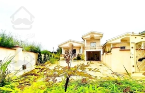 ویلا نیم پیلوت سنگی(400متر/سندششدانگ/بالادست جنگلی