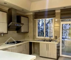 رهن کامل آپارتمان ۲۳۰ متری فرمانیه