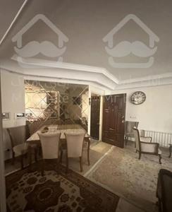 رهن و اجاره ۸۰ متری دو خوابه فول