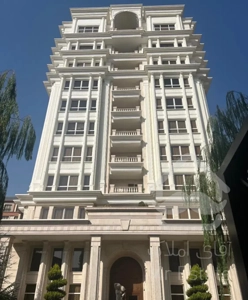 ۳۸۰ مترآپارتمان نوساز۲تراس کاربردی
