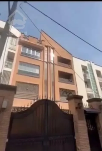 فروش آپارتمان ۶۰ متری ۲ خوابه طبقه ۳ پونک