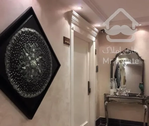 عمارت  اصیل کامرانیه.    ۲۲۰ متر