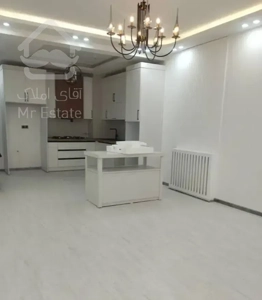 اپارتمان  ۱۲۰ متری  اقبال