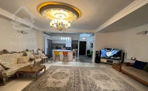 آپارتمان ۱۲۵ متری/دوخواب/۴۰۰ میلیون وام دارد