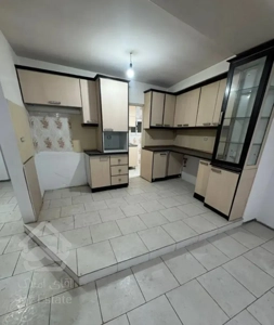 ۱۰۰متری شیک اوایل دریای ۷۶طبقه اول