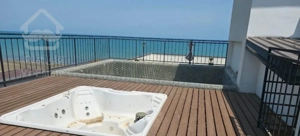 آپارتمان ۴ خواب ساحلی نوساز  استخر وجکوزی (ناصری)