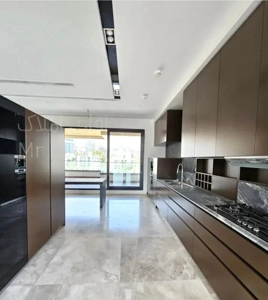 ۲۵۰ متر ۳ خواب/شاهکار ۲۰۲۶/در فرمانیه (سنبل)