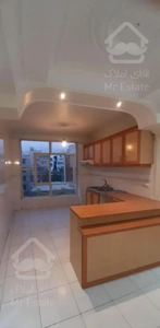 ۸۲ متر ۲خواب بازسازی شده     (( خوش نقشه ))