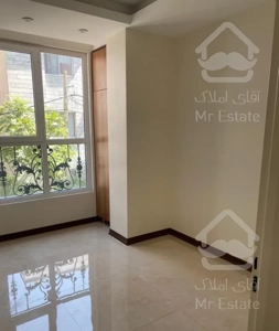 ۷۸ متر /۲ خواب/۲ پارکینگ زمردکار