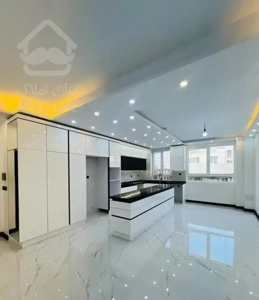 ۷۰ متر ۲ خواب نوساز کلید نخورده۲ پارکینگ بهارشیراز