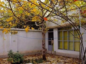 ۲۶۰ متر ویلایی / درب ساختمان / قابل سکونت
