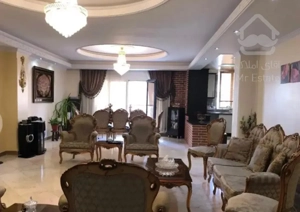 اپارتمان ۱۳۵متری( ۳خواب (خوش نقشه)