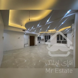 فروش آپارتمان//۲خوابه//تک واحدی