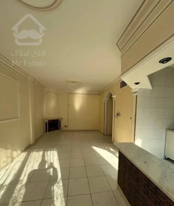 آپارتمان 66 متری نقلی خیابان دانشگاه