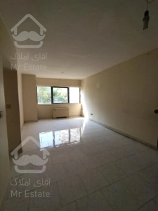 فروش ۱خواب با پارکینگ و انباری