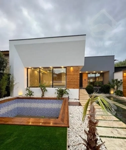 ویلااستخردار/۲۴۰متری/جنگلی آمل/مدارک کامل