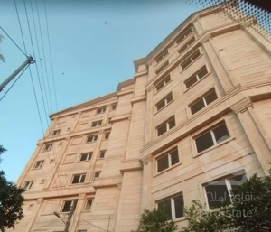 135 متری بلوار/ پرداخت یک ساله/ سه طرف نورگیر