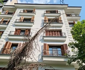 160 متر کلید نخورده   تک واحدی     دو پارکینگ