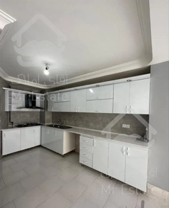 فروش واحد 80 متری ابتدای شریعتی 2