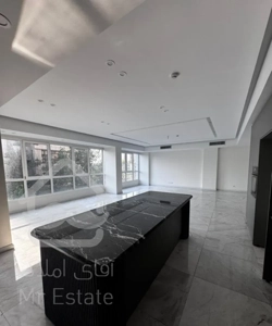 دروس ۲۲۵متر/تاپ لوکیشن/۲پارکینگ