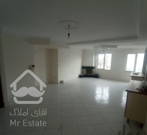 82 متر 2 خوابه سالن پرده خور راتق