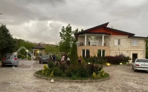 باغ ویلایی دوهزارمتری استخردار کر*دان